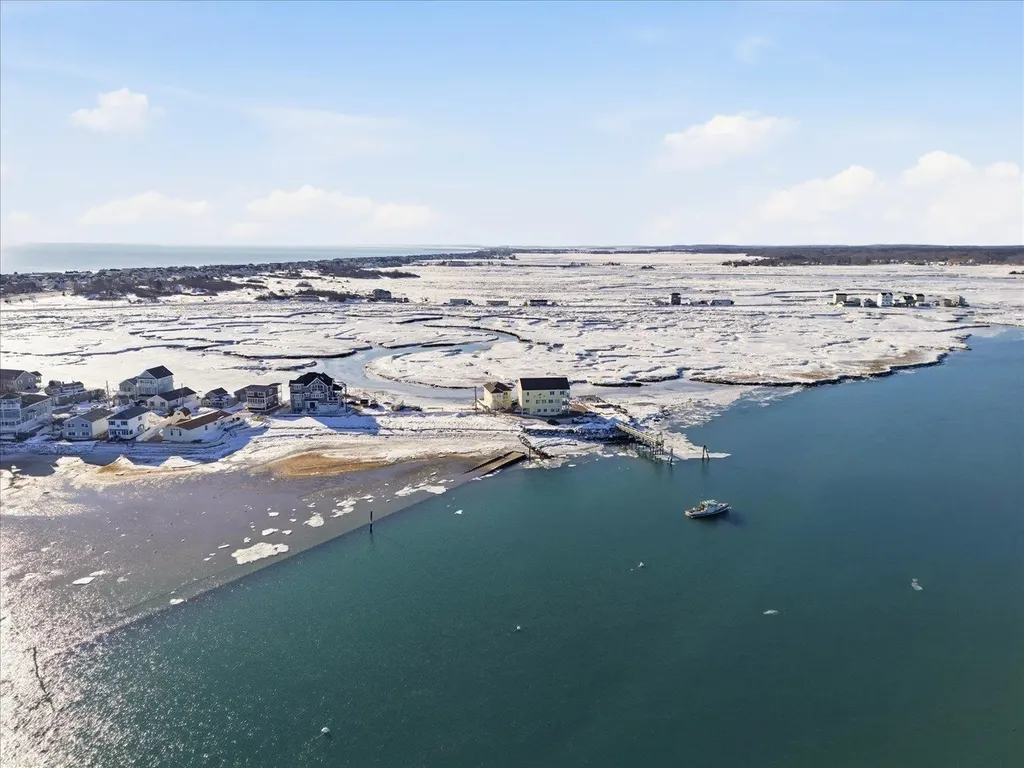 23 River Street Seabrook NH 03874