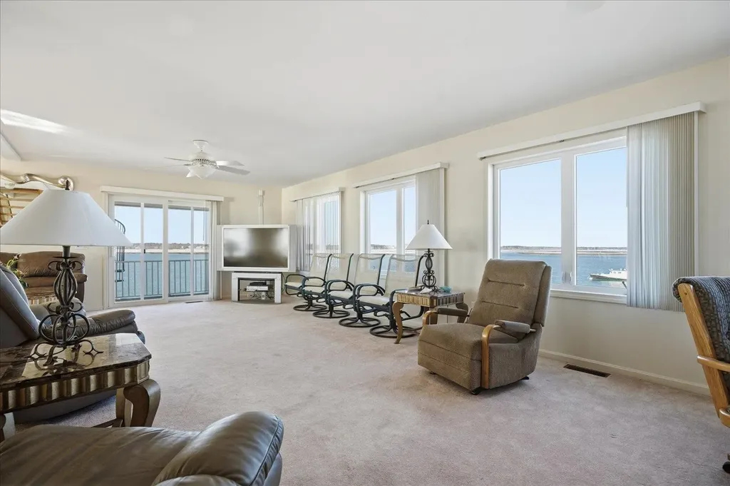 23 River Street Seabrook NH 03874