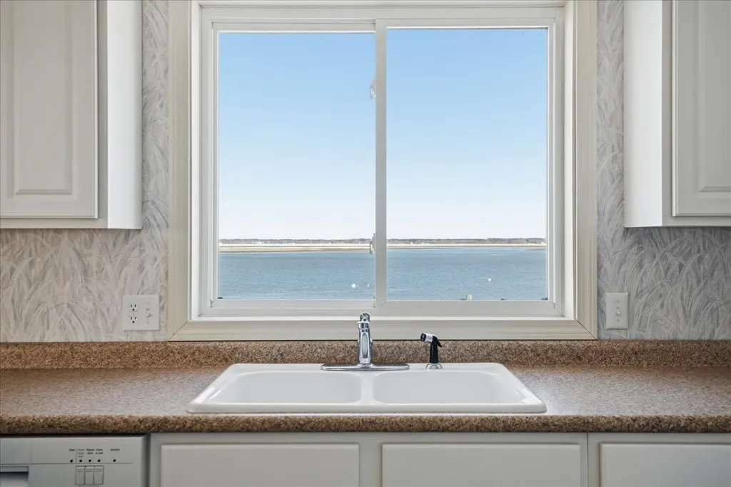 23 River Street Seabrook NH 03874