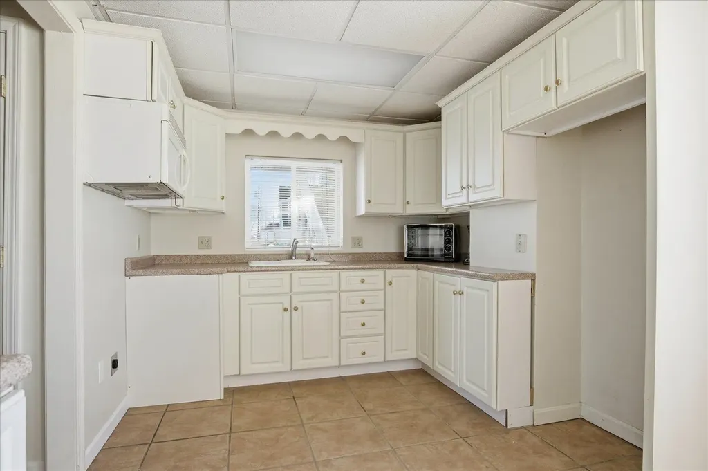 23 River Street Seabrook NH 03874