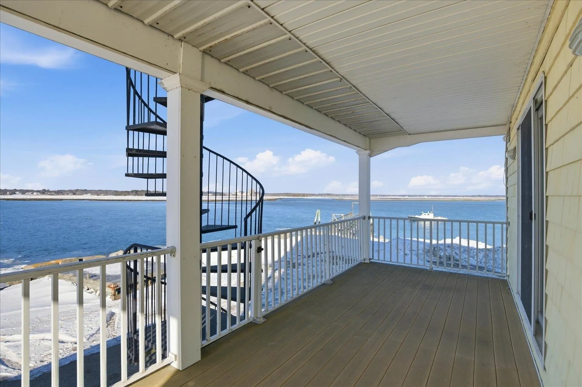 23 River Street Seabrook NH 03874