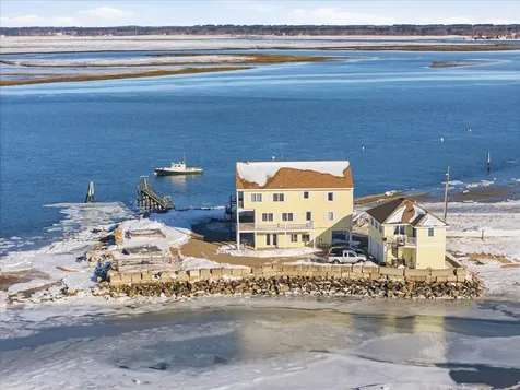 23 River Street Seabrook NH 03874