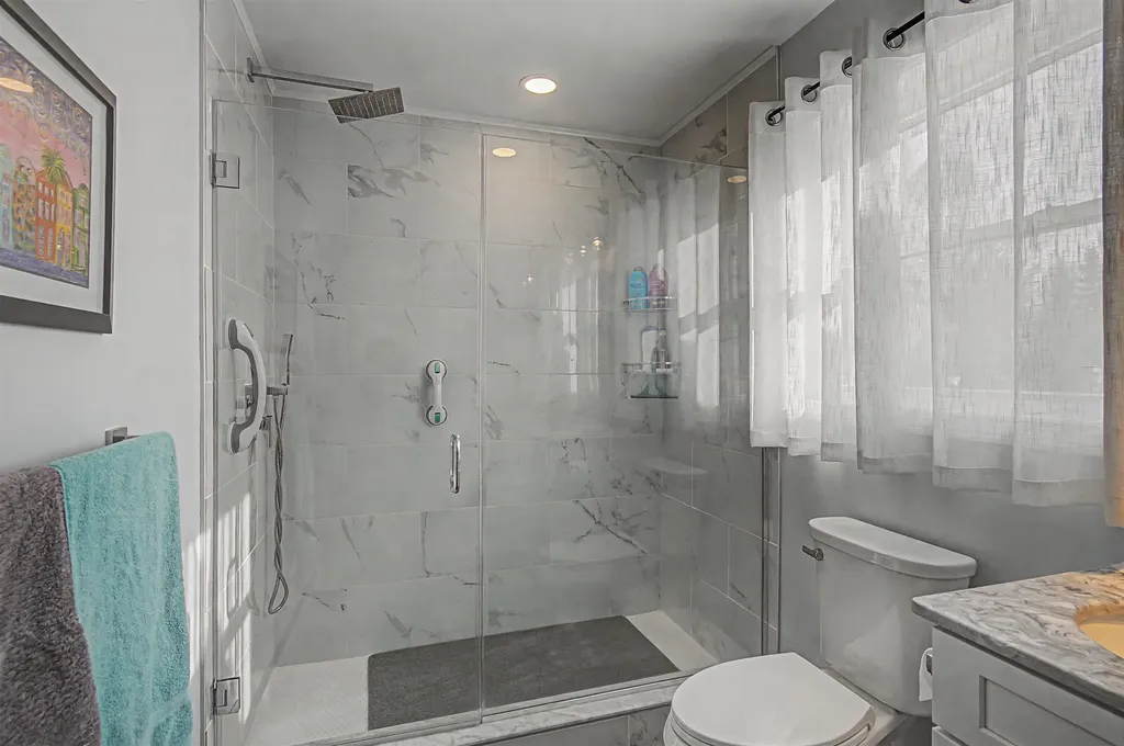 51 Hefflon Lane St. Albans City VT 05478