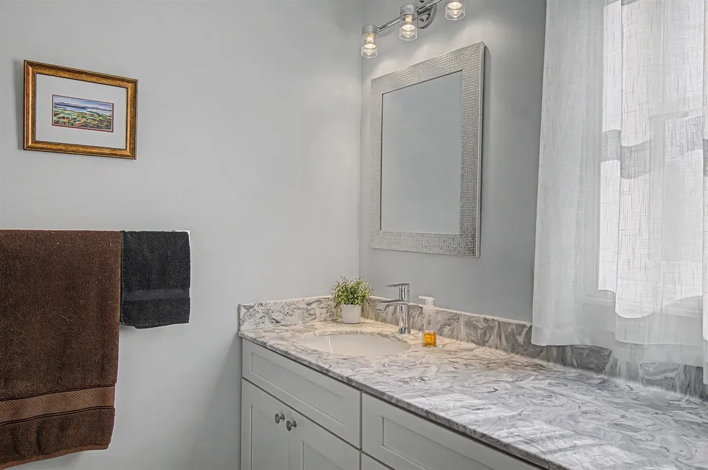 51 Hefflon Lane St. Albans City VT 05478