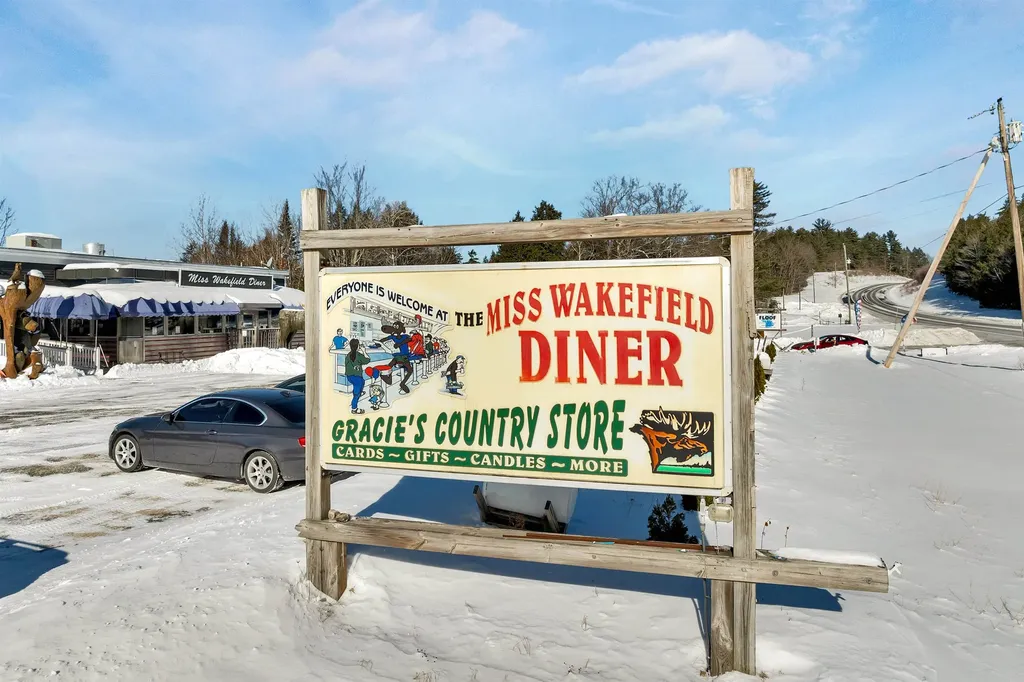 7 Windy Hollow Road Wakefield NH 03872