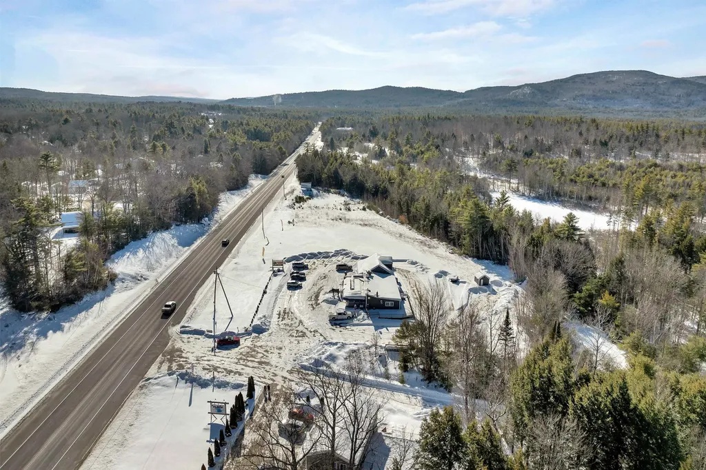 7 Windy Hollow Road Wakefield NH 03872