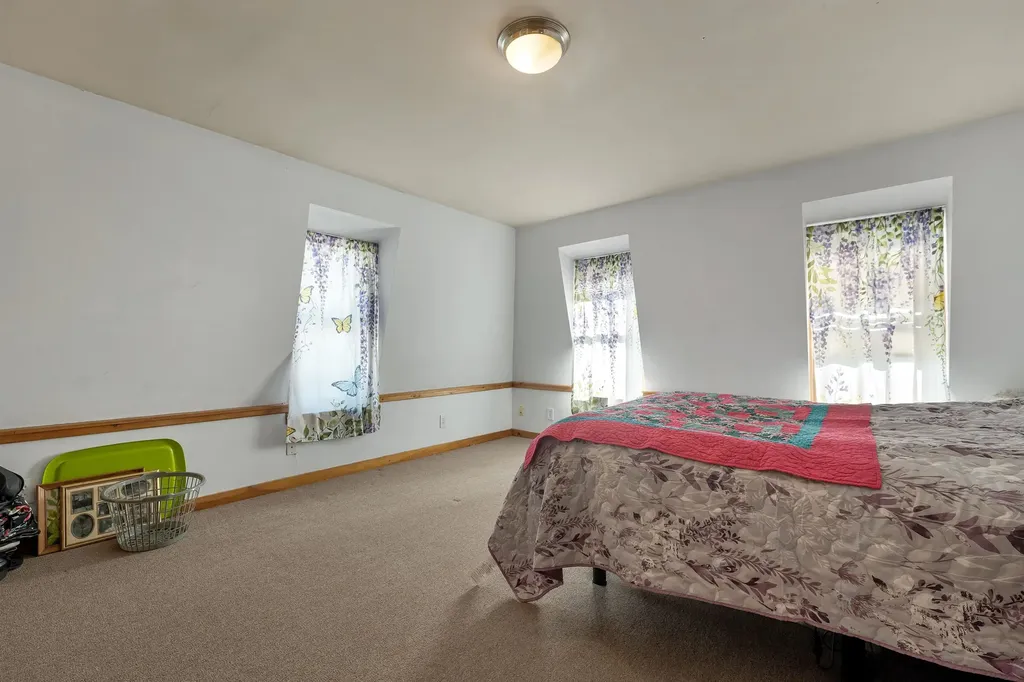 2 Waukewan Avenue Meredith NH 03253