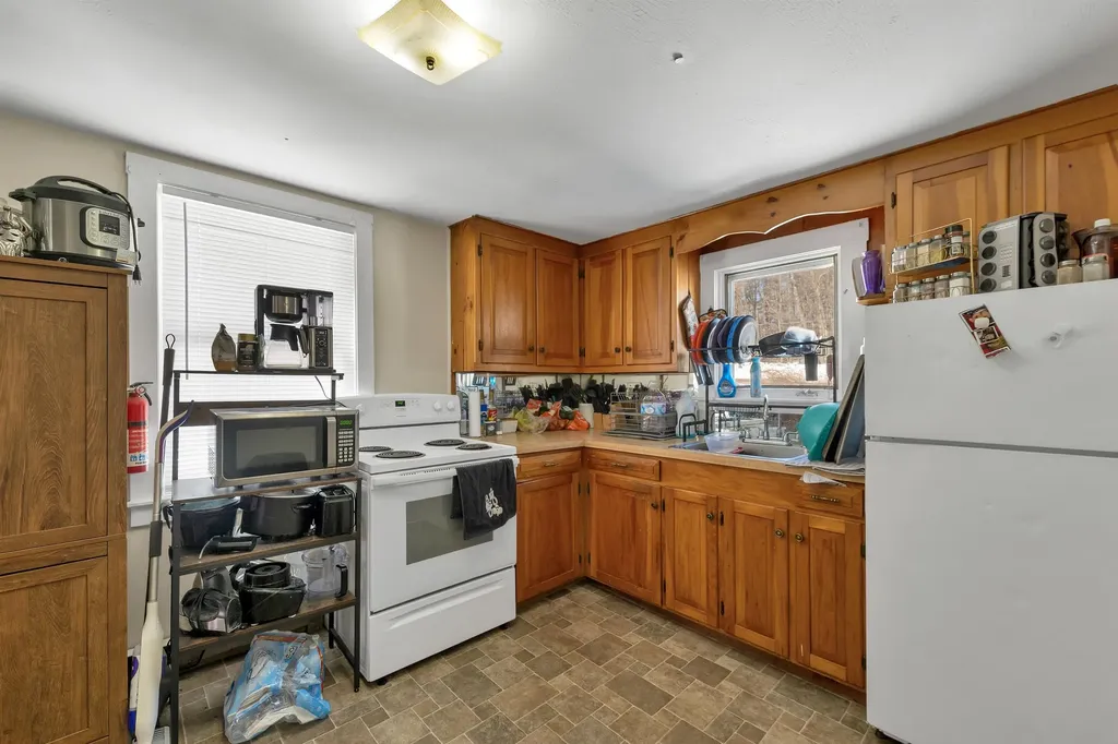 2 Waukewan Avenue Meredith NH 03253