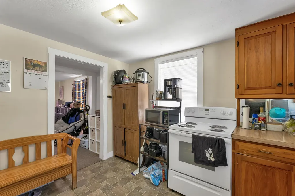 2 Waukewan Avenue Meredith NH 03253