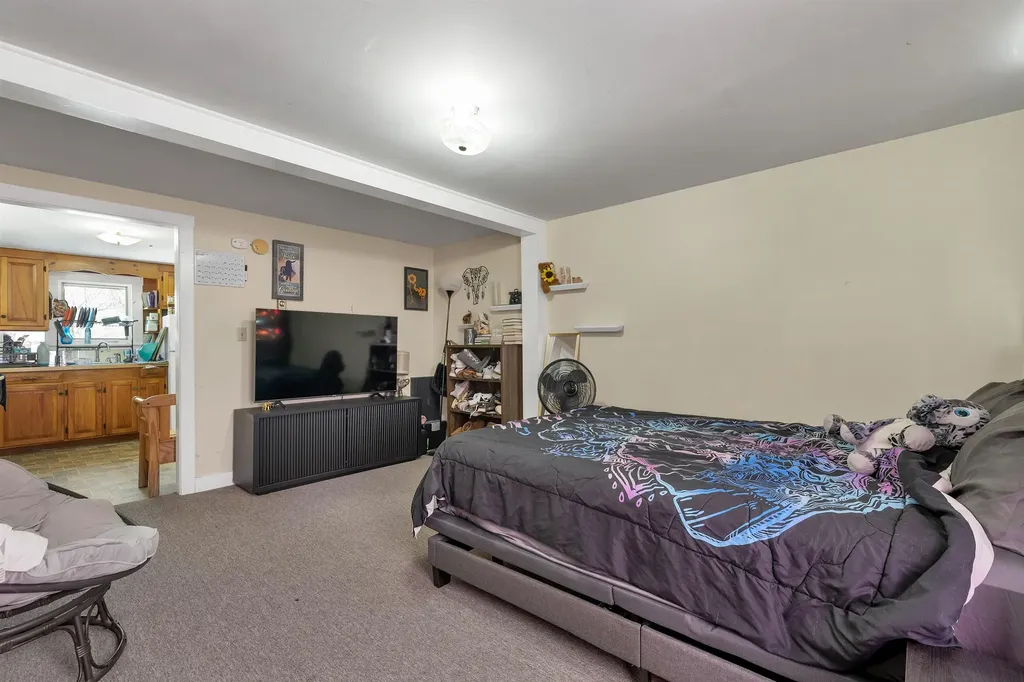 2 Waukewan Avenue Meredith NH 03253