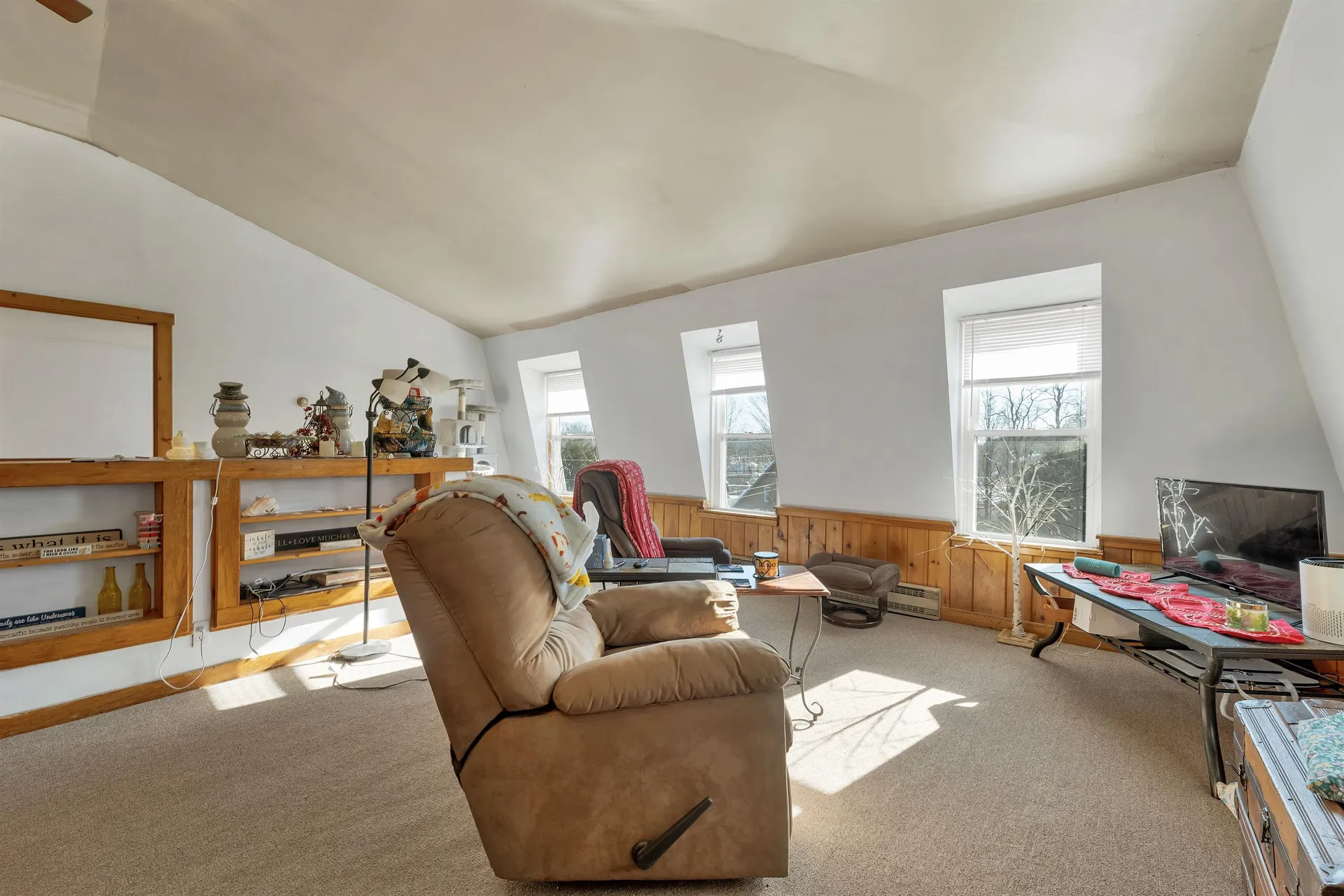 2 Waukewan Avenue Meredith NH 03253