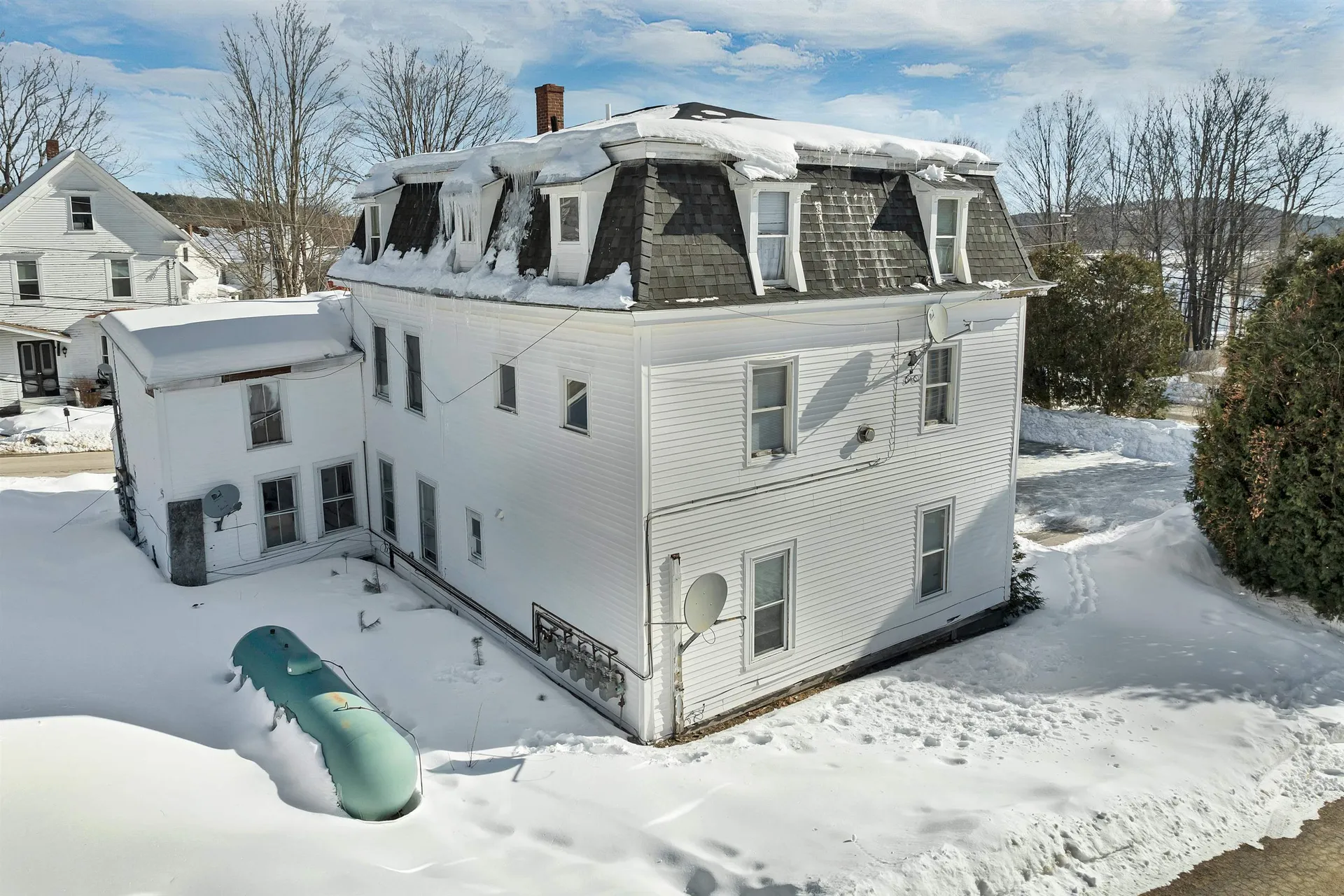 2 Waukewan Avenue Meredith NH 03253