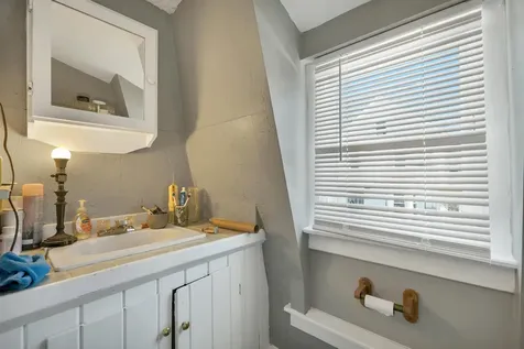 2 Waukewan Avenue Meredith NH 03253