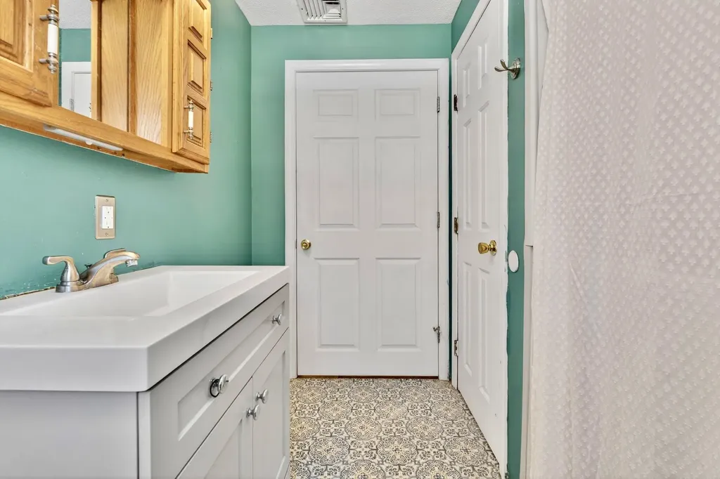 57 Joppa Road Merrimack NH 03054