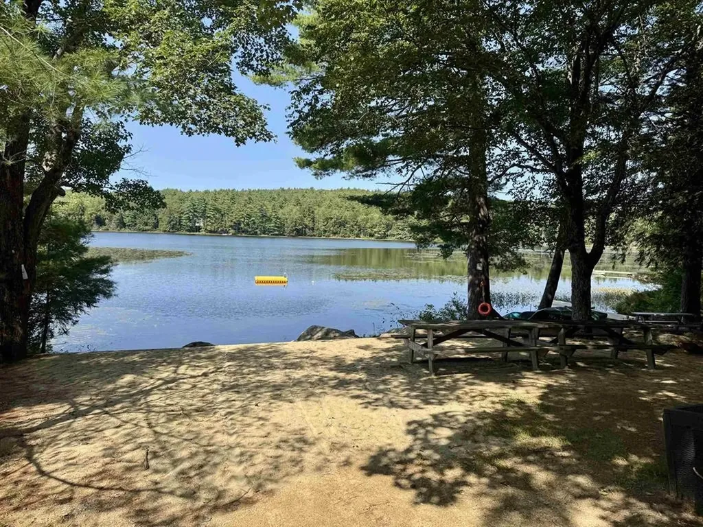 239 Long Pond Road Northwood NH 03261