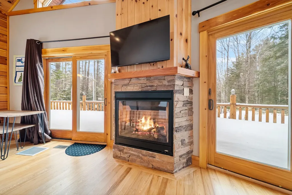 10 Marden Drive Campton NH 03223