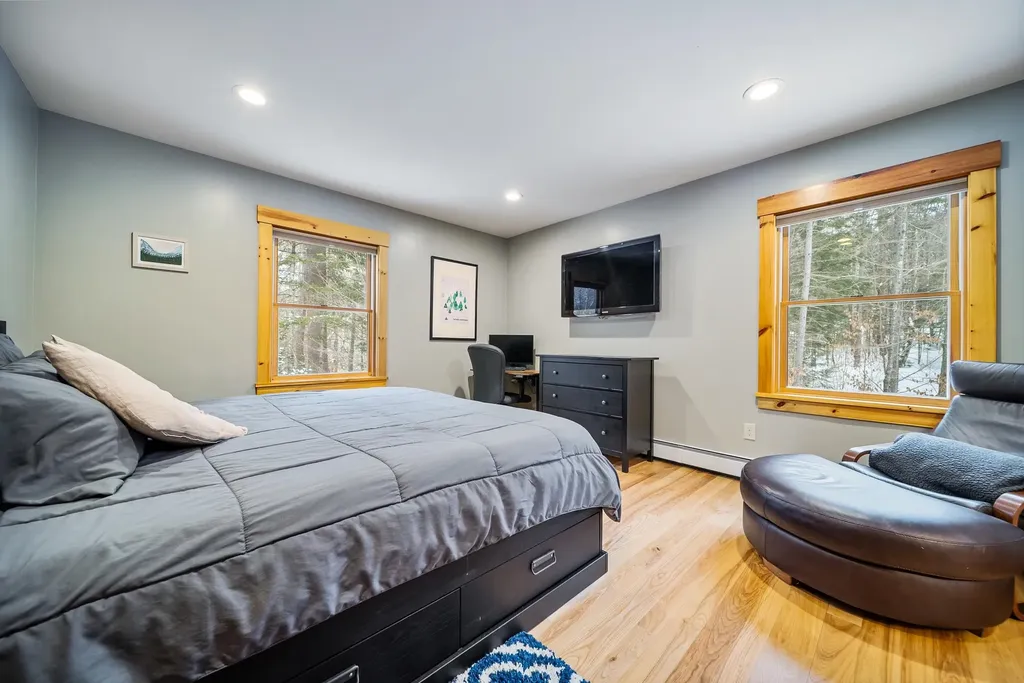 10 Marden Drive Campton NH 03223