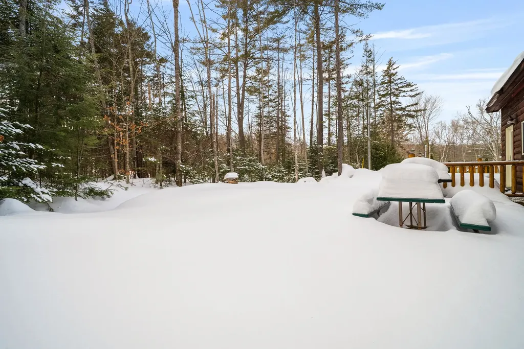 10 Marden Drive Campton NH 03223