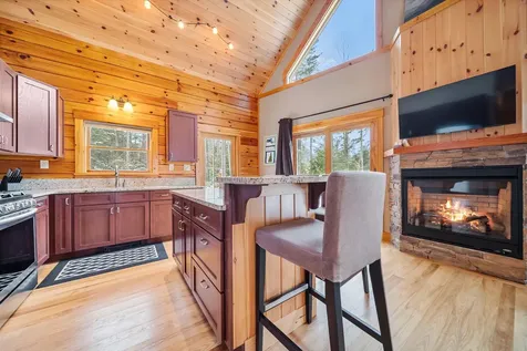 10 Marden Drive Campton NH 03223