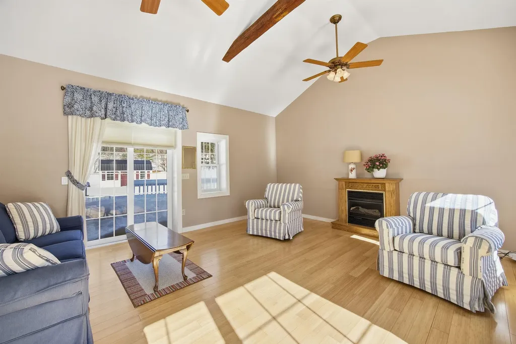 92 Waterloo Street Warner NH 03278