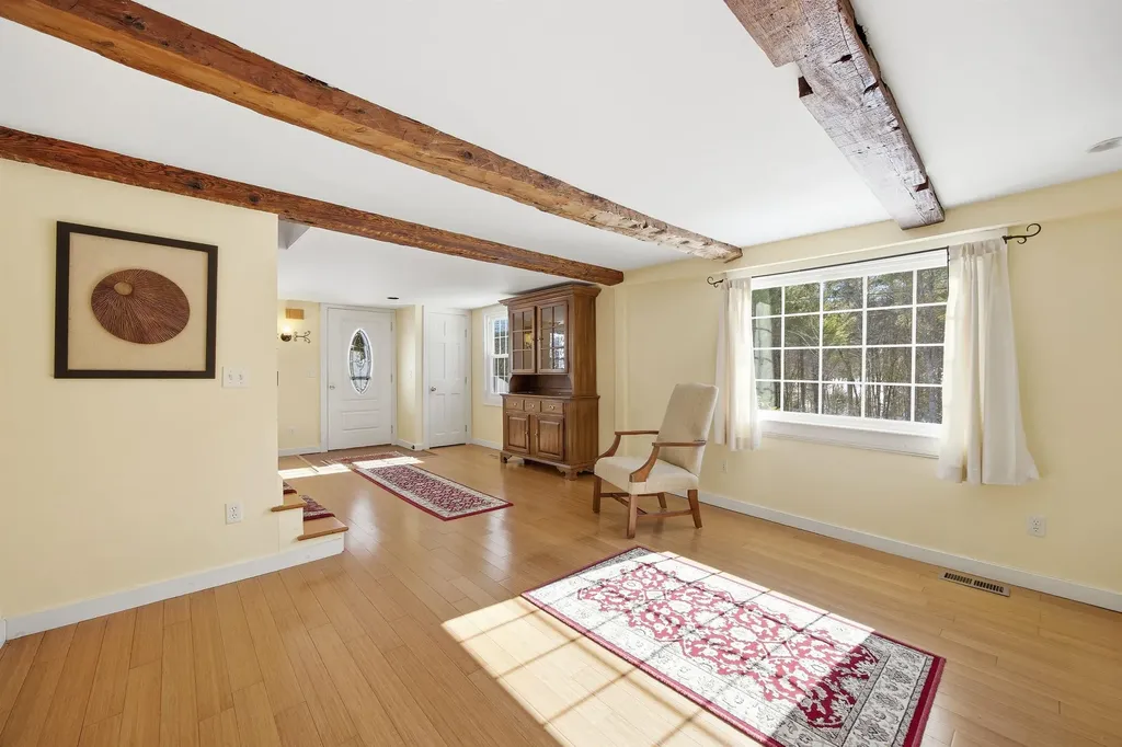 92 Waterloo Street Warner NH 03278