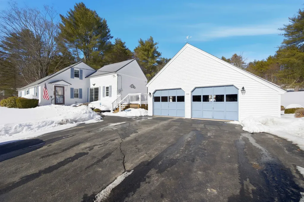 92 Waterloo Street Warner NH 03278