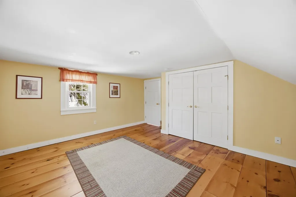 92 Waterloo Street Warner NH 03278