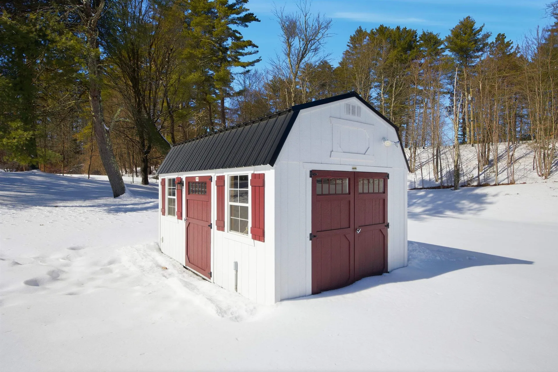 92 Waterloo Street Warner NH 03278