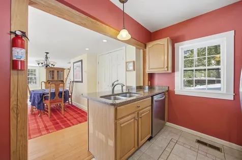 92 Waterloo Street Warner NH 03278