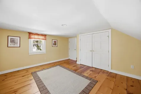 92 Waterloo Street Warner NH 03278