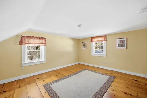 92 Waterloo Street Warner NH 03278