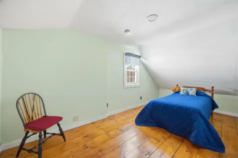 92 Waterloo Street Warner NH 03278