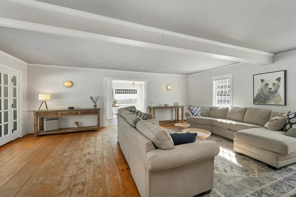 815 Dodge Hill Road Francestown NH 03043