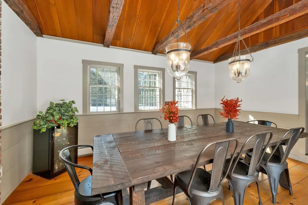 815 Dodge Hill Road Francestown NH 03043