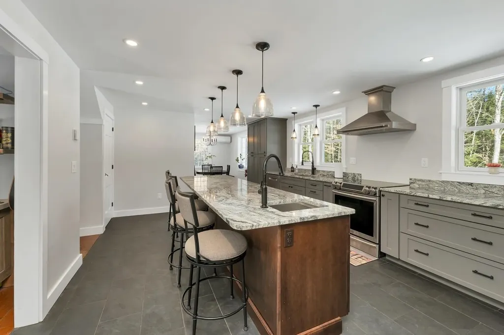 815 Dodge Hill Road Francestown NH 03043