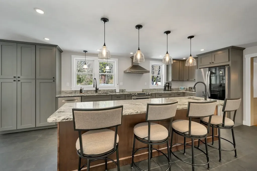 815 Dodge Hill Road Francestown NH 03043