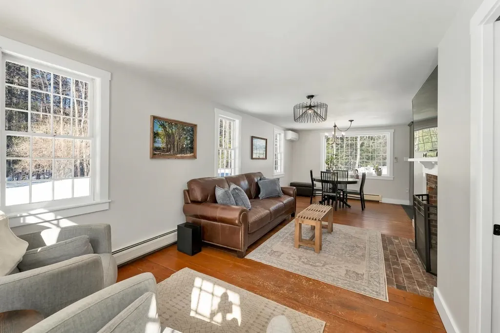 815 Dodge Hill Road Francestown NH 03043