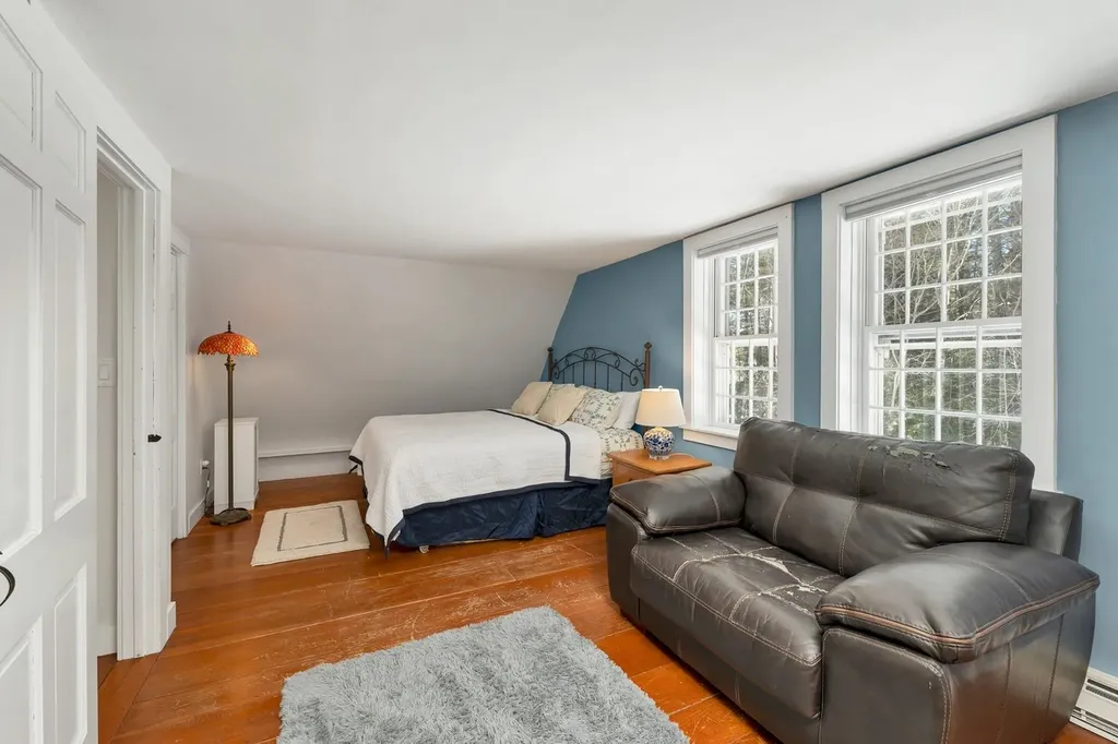 815 Dodge Hill Road Francestown NH 03043