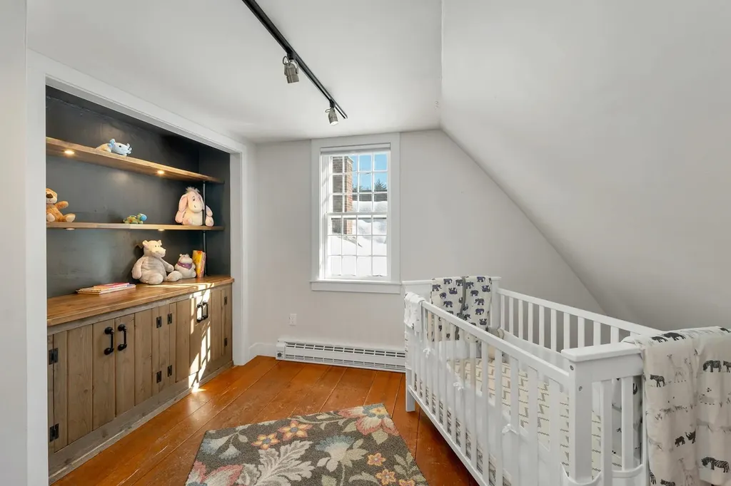 815 Dodge Hill Road Francestown NH 03043