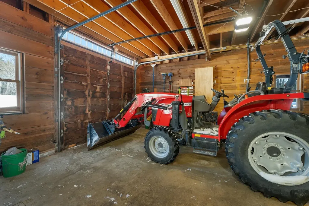 815 Dodge Hill Road Francestown NH 03043