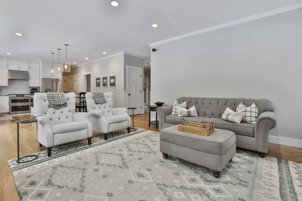 9 Quigley Way Brookline NH 03033