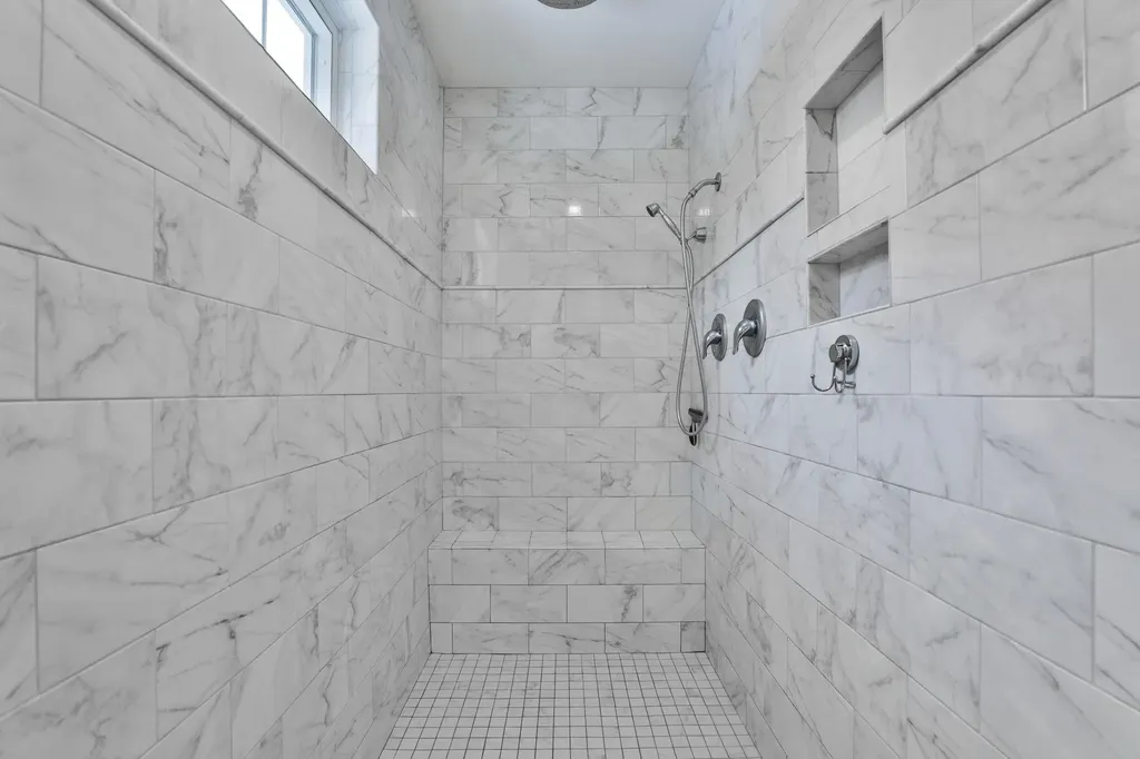 9 Quigley Way Brookline NH 03033