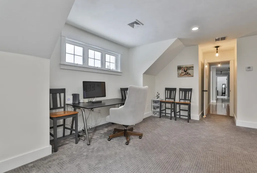 9 Quigley Way Brookline NH 03033