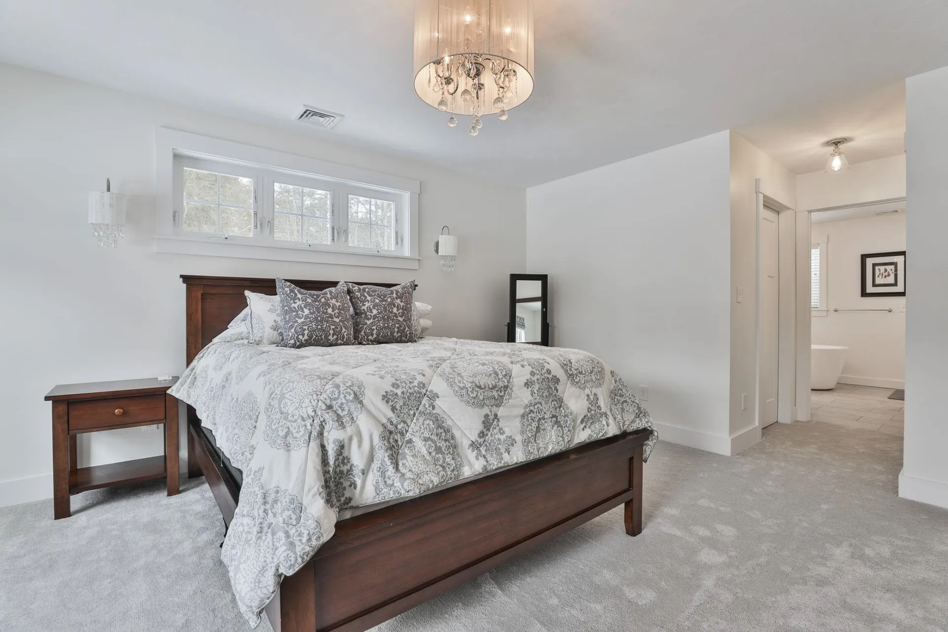 9 Quigley Way Brookline NH 03033