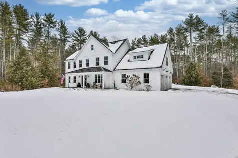 9 Quigley Way Brookline NH 03033