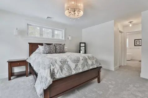 9 Quigley Way Brookline NH 03033