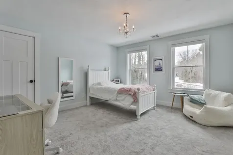 9 Quigley Way Brookline NH 03033