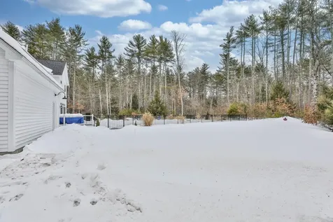 9 Quigley Way Brookline NH 03033
