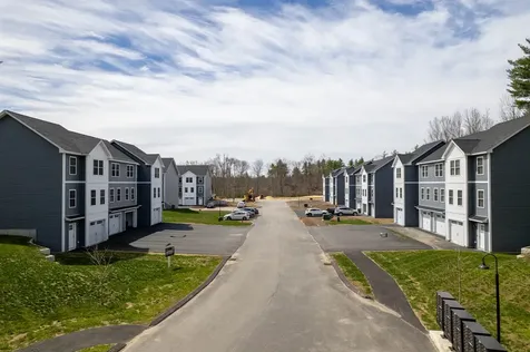 8D The Crossings At Village Center Barrington NH 03825