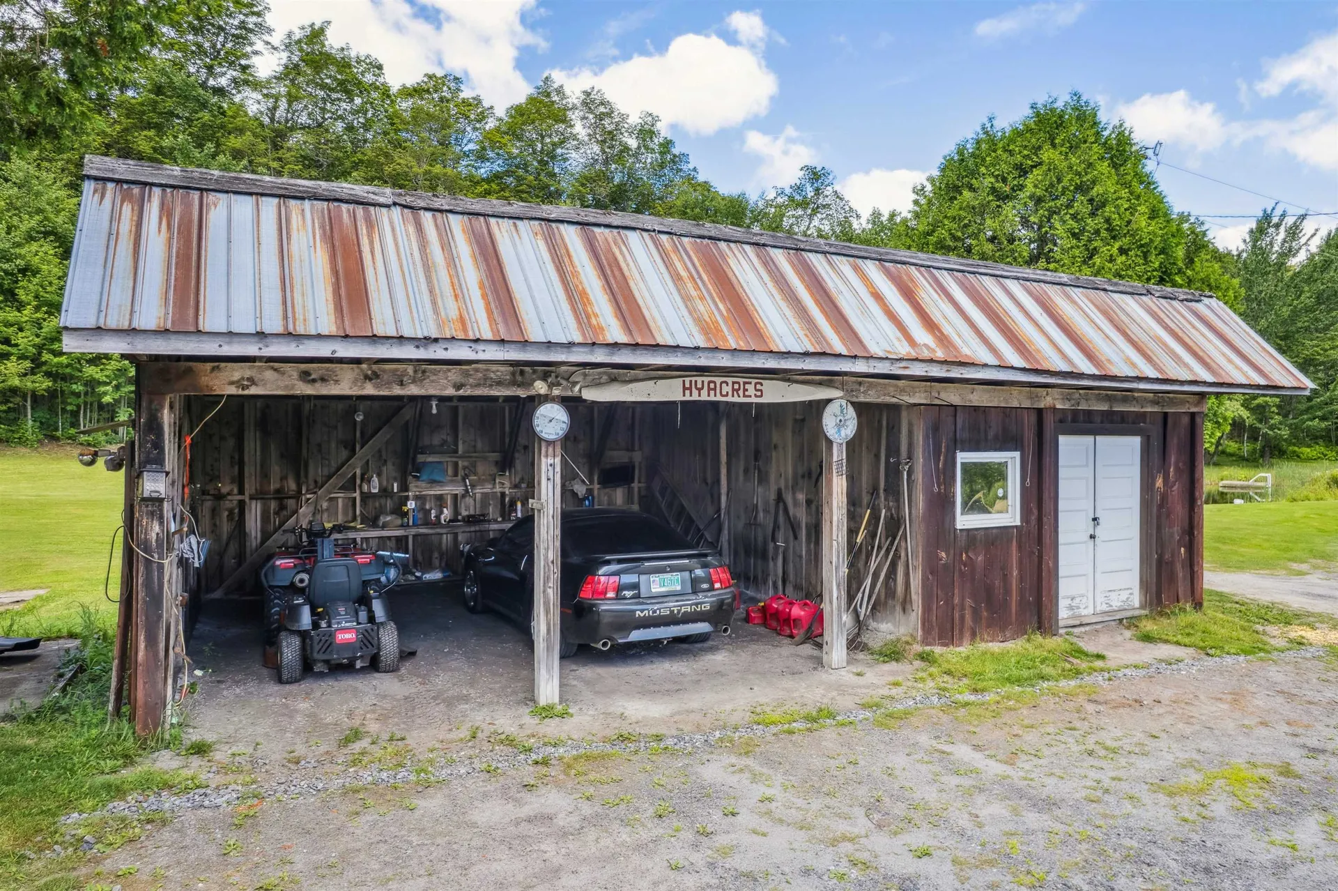 196 Cowdrey Outlook Barnard VT 05032